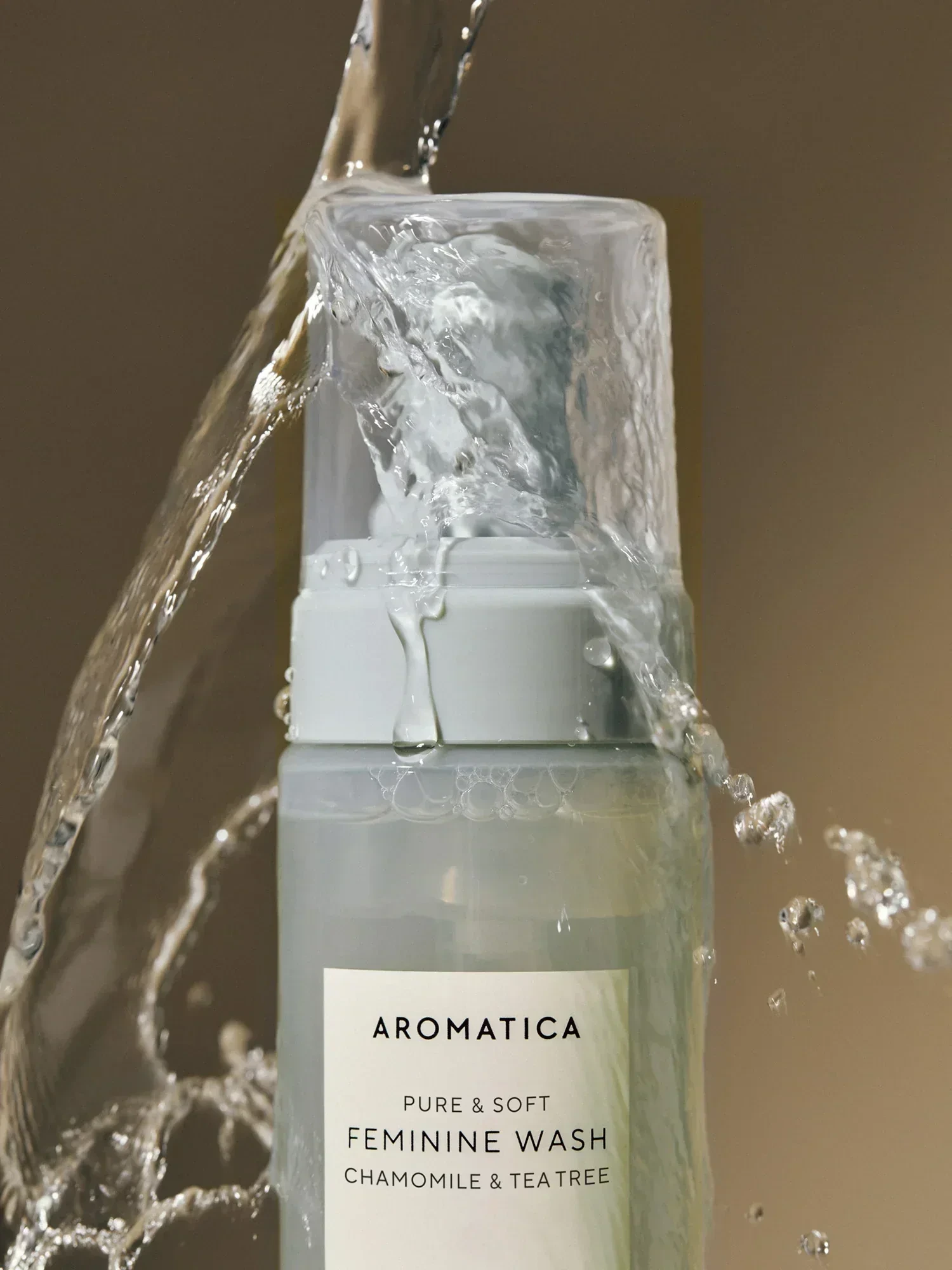 AROMATICA Pure & Soft Feminine Wash Chamomile & Tea Tree 170ml